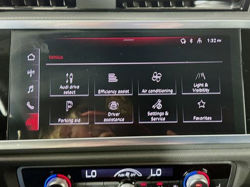 Used 2023 Audi Q3 2.0T Premium w/ Convenience Package image 19