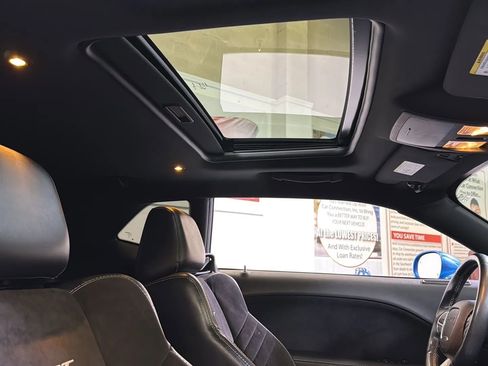 Used 2015 Dodge Challenger SRT w/ Technology Group image 25