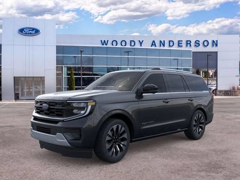 New 2026 Ford Expedition Platinum w/ Driver's Package AWD/4WD image 1