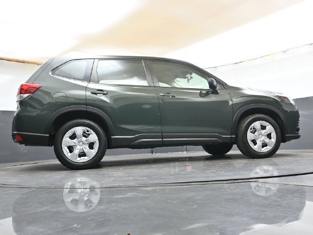 Used 2023 Subaru Forester AWD/4WD image 35