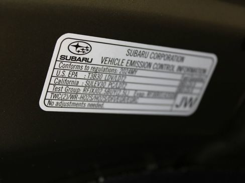 Used 2024 Subaru Outback Premium image 15