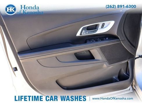 Used 2015 Chevrolet Equinox LS AWD/4WD image 14