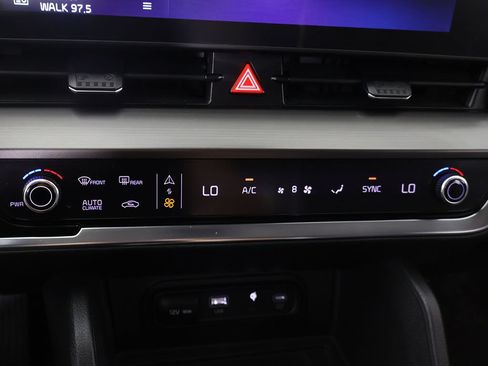 Used 2023 Kia Sportage EX FWD image 47
