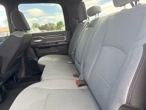 Used 2023 RAM 2500 Big Horn w/ Level 1 Equipment Group AWD/4WD image 27