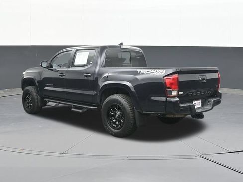 Used 2019 Toyota Tacoma TRD Sport w/ Technology Package AWD/4WD image 9