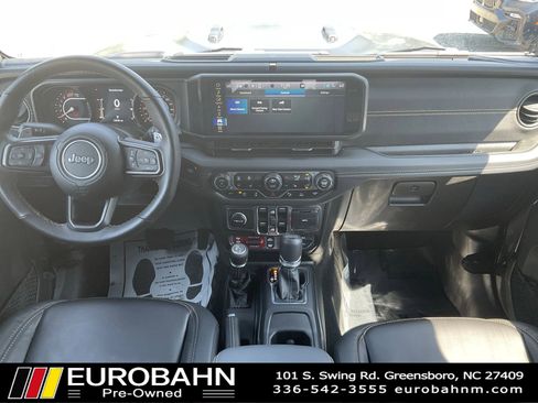 Used 2025 Jeep Wrangler Unlimited Rubicon 392 AWD/4WD image 16