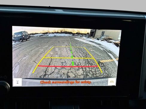 Used 2023 Toyota RAV4 XLE image 32