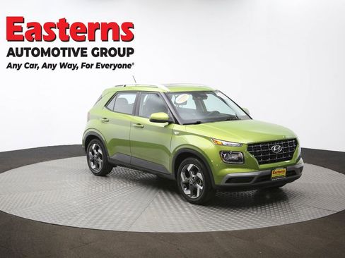 Used 2023 Hyundai Venue SEL w/ Cargo Package image 50