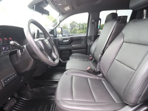 Used 2024 Chevrolet Silverado 3500 W/T w/ WT Convenience Package AWD/4WD image 2