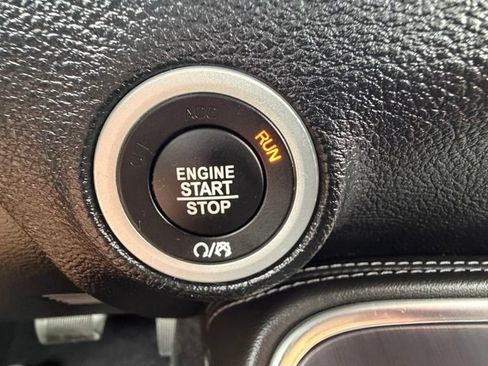 Used 2017 Dodge Challenger SXT RWD image 20