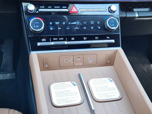 New 2026 Hyundai Santa Fe Calligraphy image 25