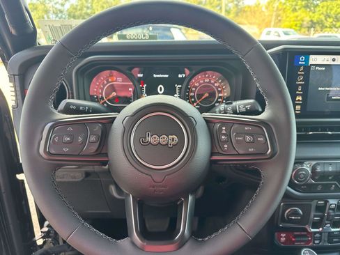 New 2026 Jeep Wrangler Unlimited Rubicon image 10