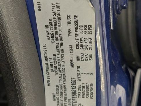 Used 2011 Chevrolet Colorado LT image 27