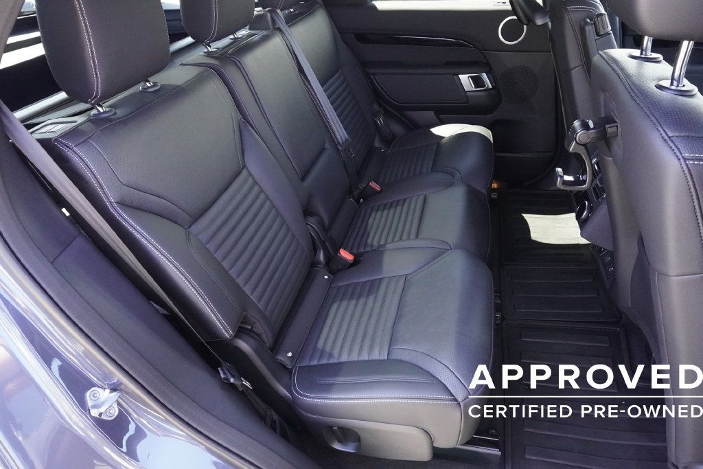 Used 2025 Land Rover Discovery S AWD/4WD image 27