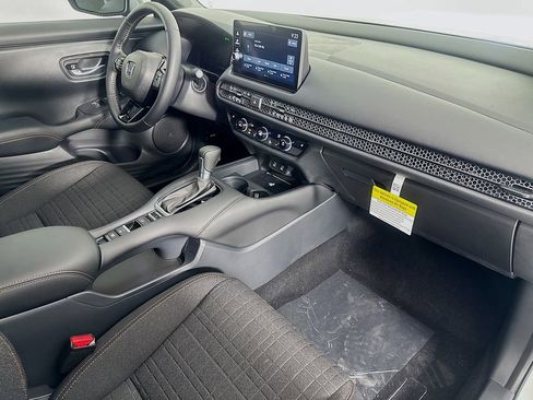New 2026 Honda HR-V Sport image 37