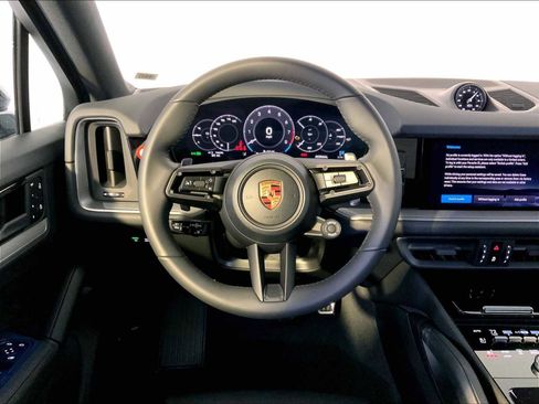 New 2026 Porsche Cayenne S image 15