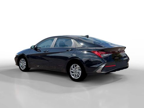 New 2026 Hyundai Elantra Blue image 4