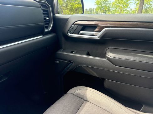 Used 2023 Chevrolet Silverado 1500 RST AWD/4WD image 18