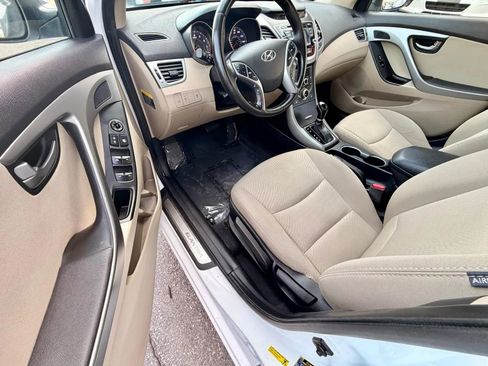 Used 2016 Hyundai Elantra Value Edition image 9