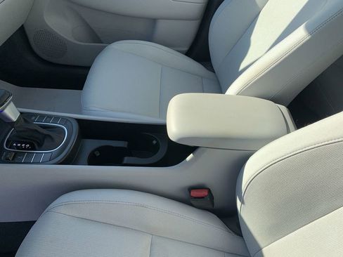 Used 2024 Hyundai Kona SEL image 21