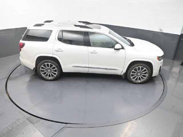 Used 2021 GMC Acadia Denali w/ Denali Ultimate Package AWD/4WD image 30