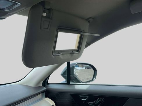 Used 2022 Lincoln Corsair AWD w/ Equipment Group 101A image 30