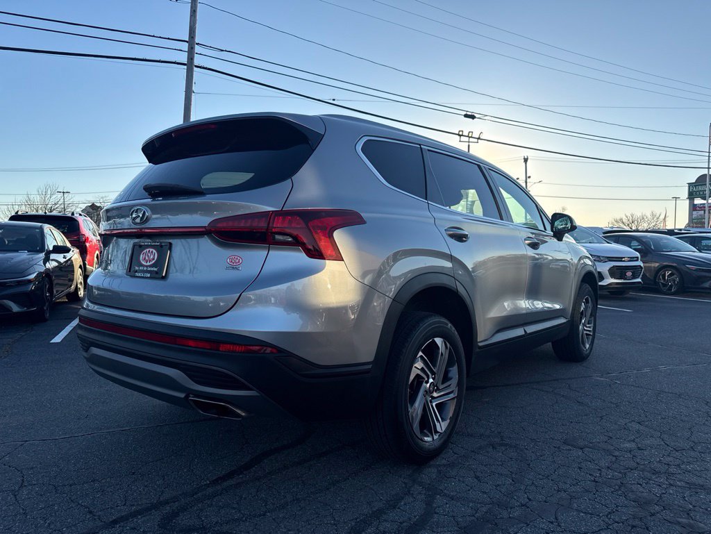 Used 2023 Hyundai Santa Fe SE AWD/4WD image 6