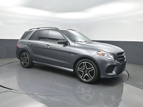 Used 2019 Mercedes-Benz GLE 43 AMG 4MATIC image 36