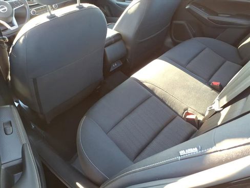 Used 2024 Nissan Altima 2.5 SV image 32