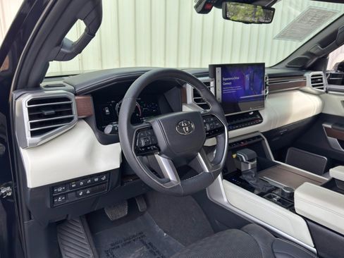 Used 2023 Toyota Sequoia Capstone AWD/4WD image 14