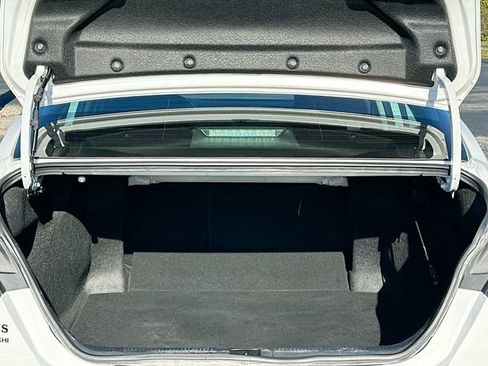 Used 2025 Toyota Camry LE image 24