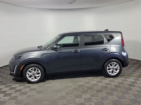 Certified 2024 Kia Soul S FWD image 11