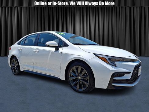 Used 2024 Toyota Corolla SE FWD image 1