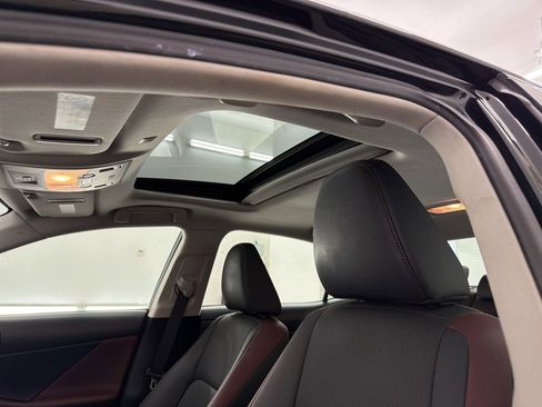 Used 2019 Lexus IS 300 w/ Accessory Package RWD image 15