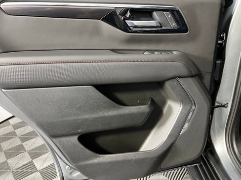 Used 2025 Chevrolet Tahoe RST image 28