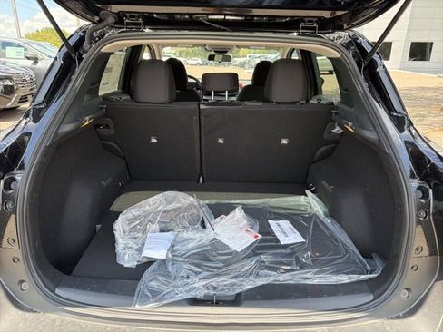 New 2026 Nissan Kicks SV FWD image 5