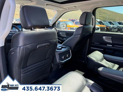 Used 2025 Ford Expedition Max Platinum AWD/4WD image 30