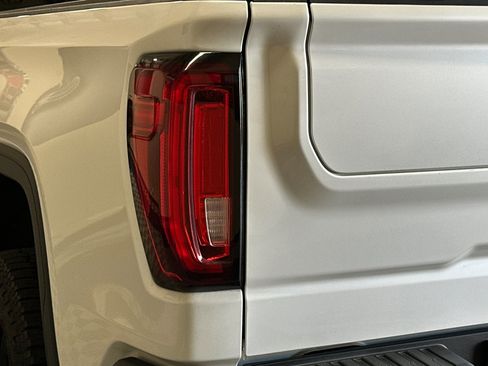 Used 2020 GMC Sierra 1500 SLT w/ SLT Premium Plus Package image 49