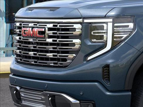 New 2026 GMC Sierra 1500 Denali w/ Denali Reserve Package AWD/4WD image 13