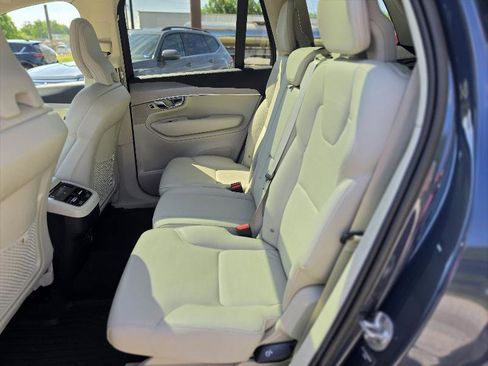 Used 2023 Volvo XC90 B5 Core w/ Protection Package Premier AWD/4WD image 10