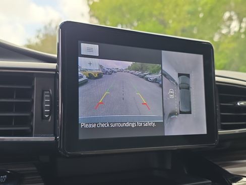 Used 2023 Ford Explorer Limited RWD image 30