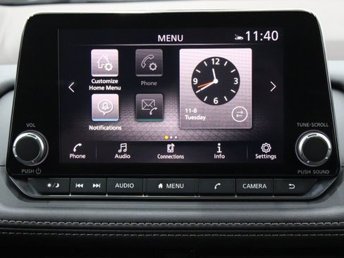 Used 2023 Nissan Rogue SV FWD image 23