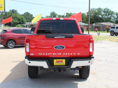 Used 2019 Ford F250 Lariat w/ Lariat Value Package AWD/4WD image 6