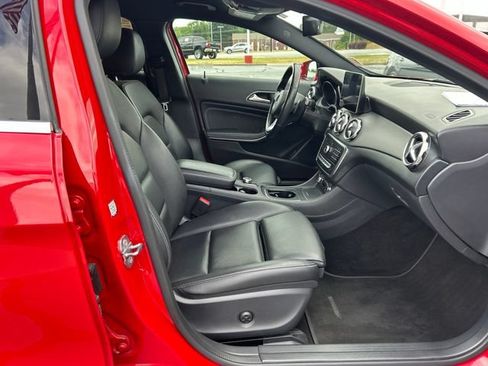 Used 2020 Mercedes-Benz GLA 250 4MATIC image 22
