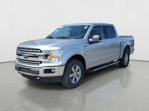 Used 2020 Ford F150 XLT w/ Equipment Group 302A Luxury AWD/4WD image 4