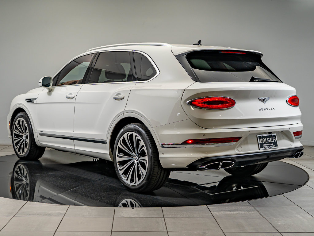 Used 2022 Bentley Bentayga AWD/4WD image 7