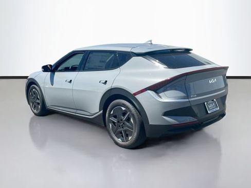New 2026 Kia EV6 Light RWD image 5