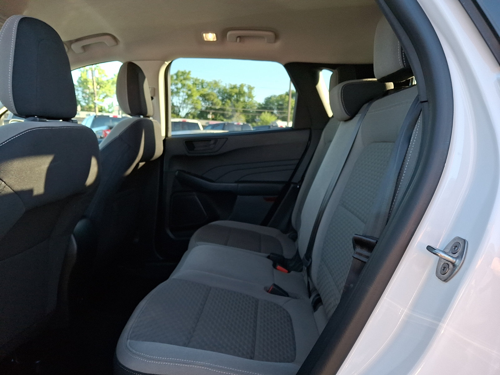 Certified 2022 Ford Escape SE AWD/4WD image 10