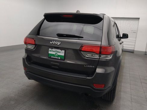 Used 2021 Jeep Grand Cherokee Laredo RWD image 7