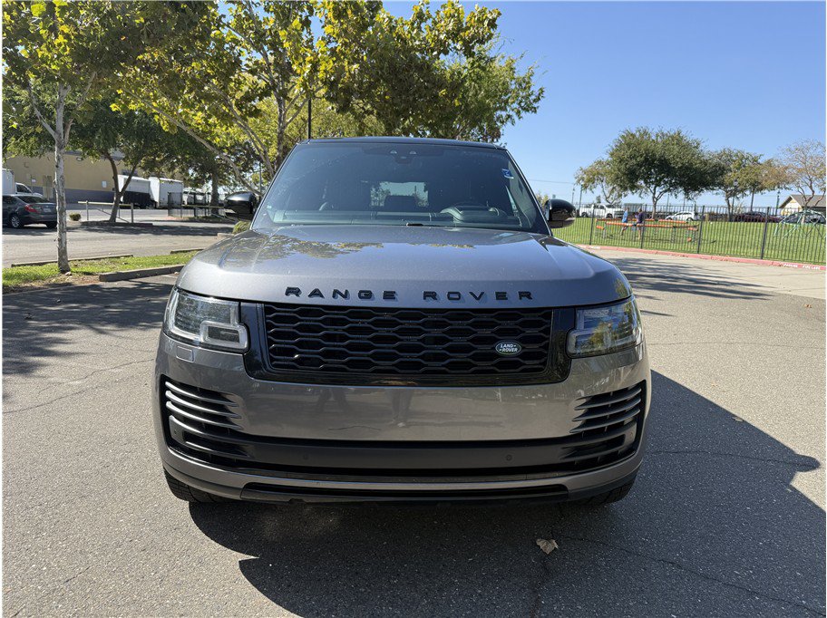 Used 2019 Land Rover Range Rover Supercharged AWD/4WD image 8